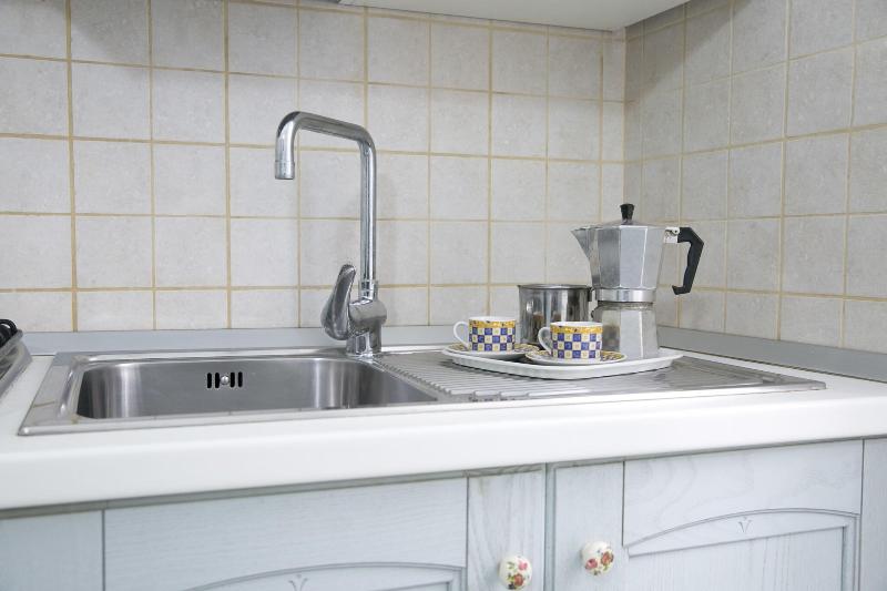 スーペリアールーム, Pukha Nanfa