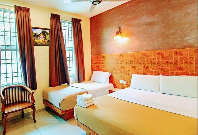 Номер Стандарт Трехместный, Seri Nilai