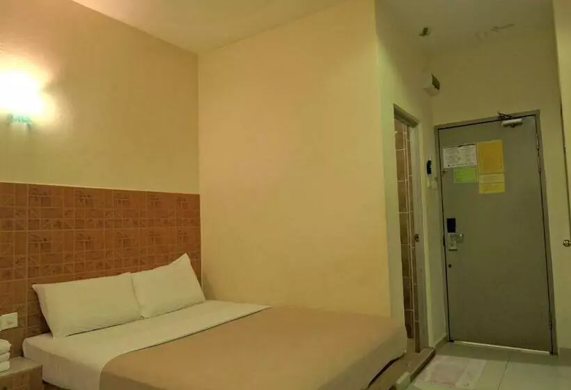 Standard-huone, Seri Nilai