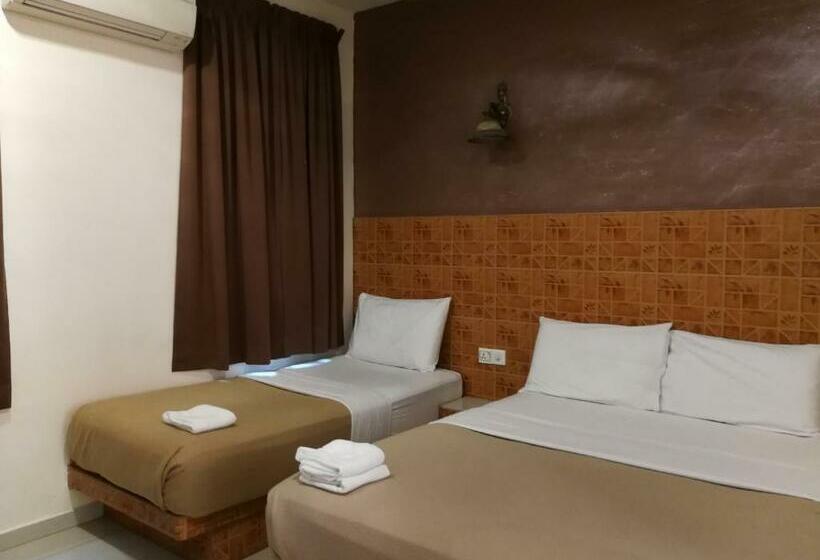 Номер Стандарт Трехместный, Seri Nilai