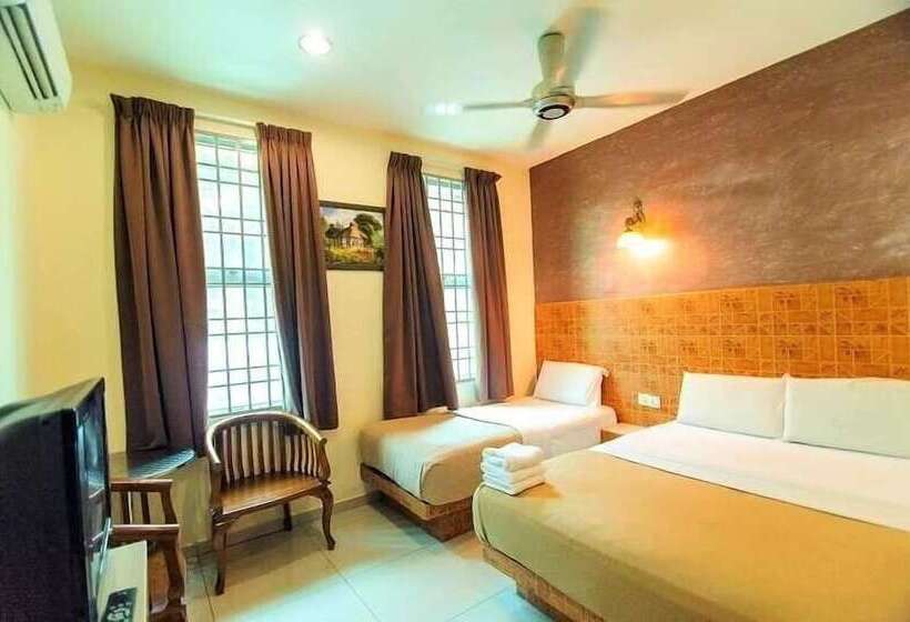 Номер Стандарт Трехместный, Seri Nilai