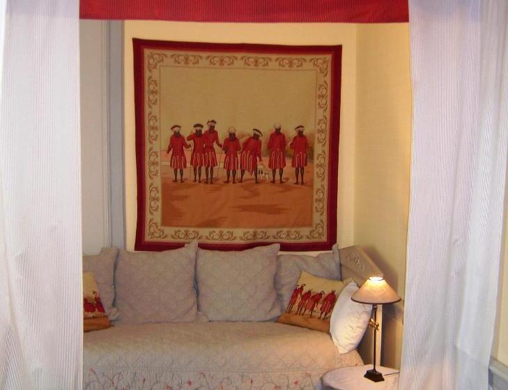 Номер Стандарт Трехместный, Château De Beaulieu