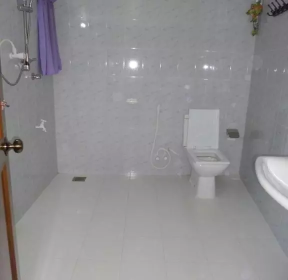 اتاق لوکس, Evening Star Guest Inn