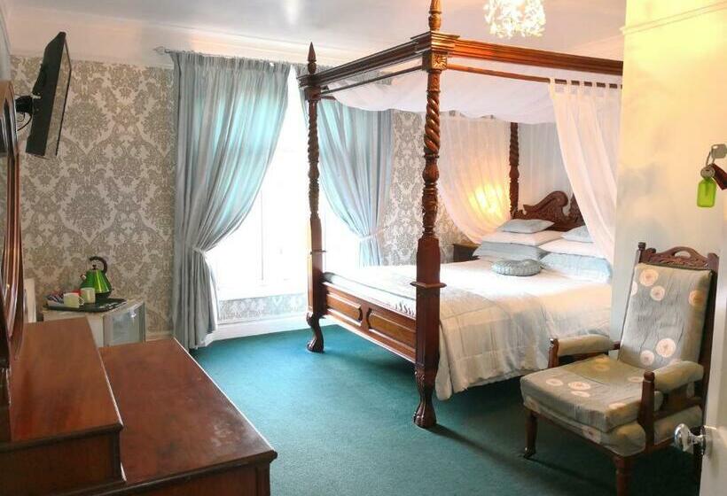 Номер Стандарт, Arches B&b