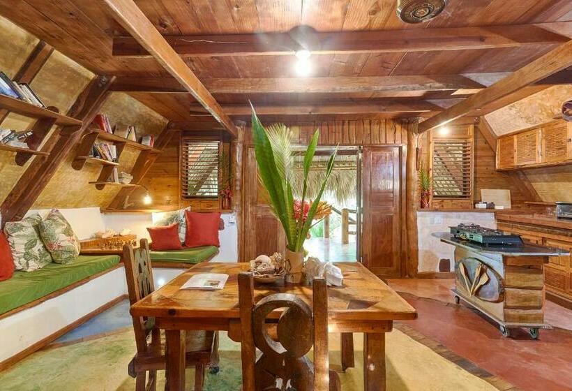 ویلای 1 خوابه, Chalet Tropical Hotel & Restaurant Pizzeria