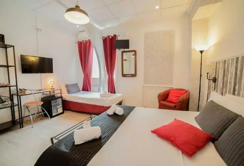 اتاق کلاسیک سه تخته, Galleria Frascati Rooms And Apartment