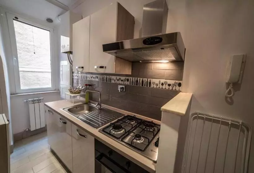 استودیوی سوپریور, Galleria Frascati Rooms And Apartment
