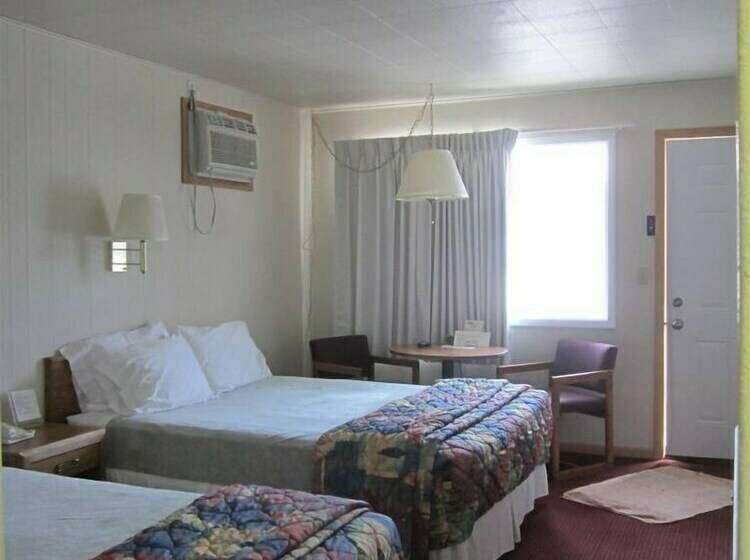 غرفه قياسيه سريرين مزدوجين, Big Horn Motel