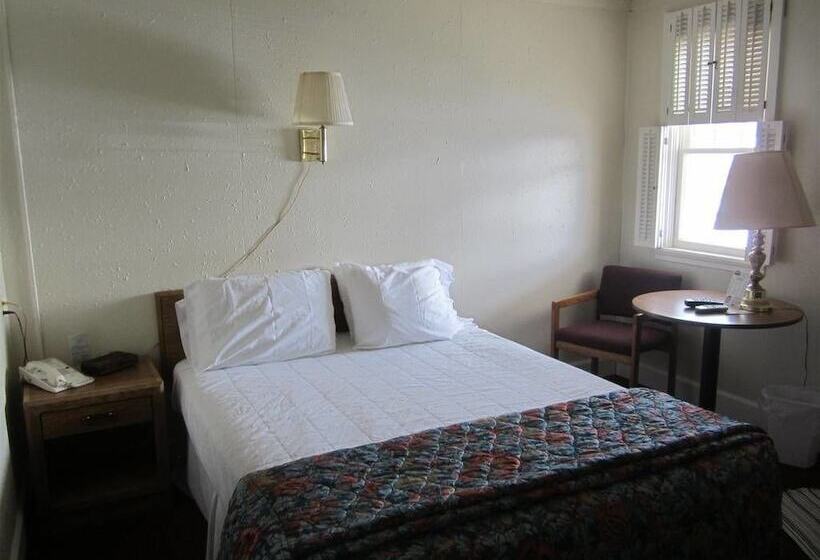 غرفه قياسيه سريرين مزدوجين, Big Horn Motel