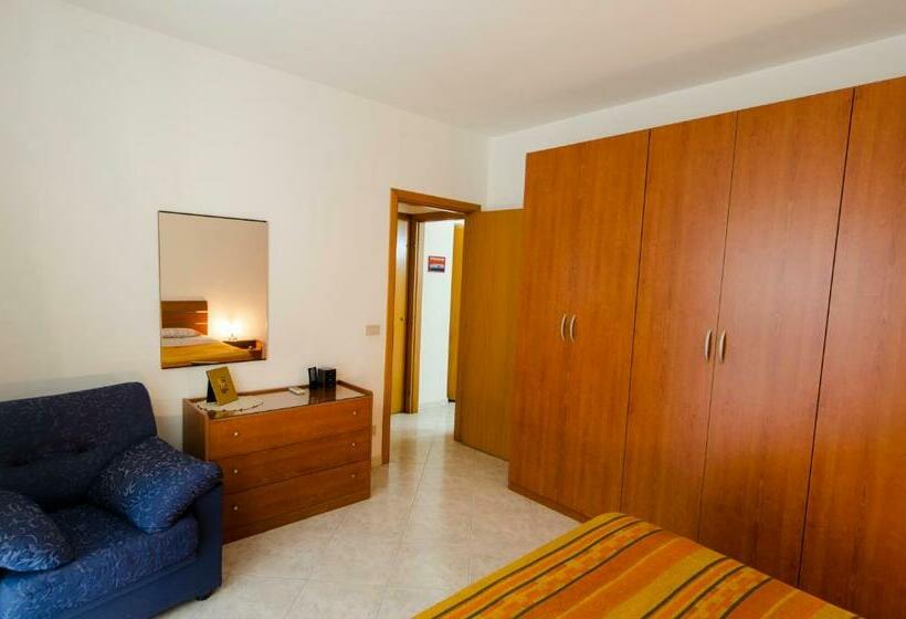 דירת חדר נוף לגינה, Casa Vacanza Acquamarina