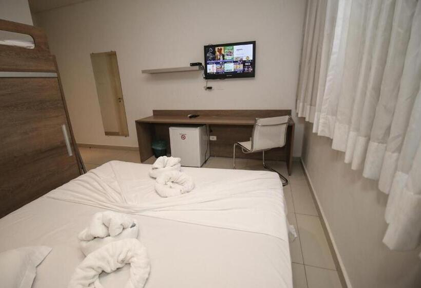 四人标准间, Da Praça