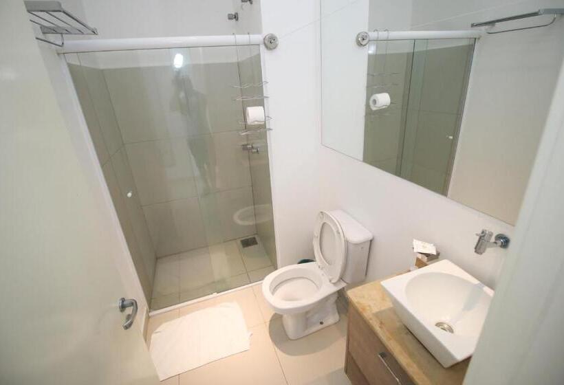 四人标准间, Da Praça