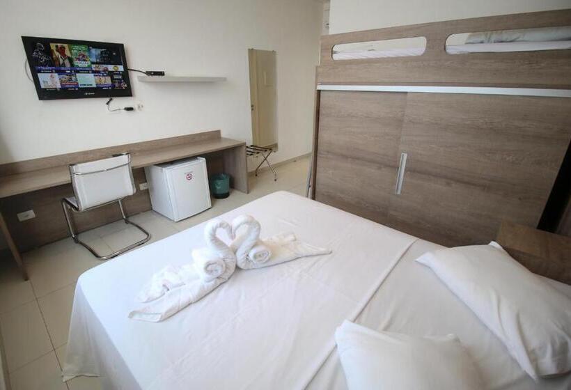 四人标准间, Da Praça