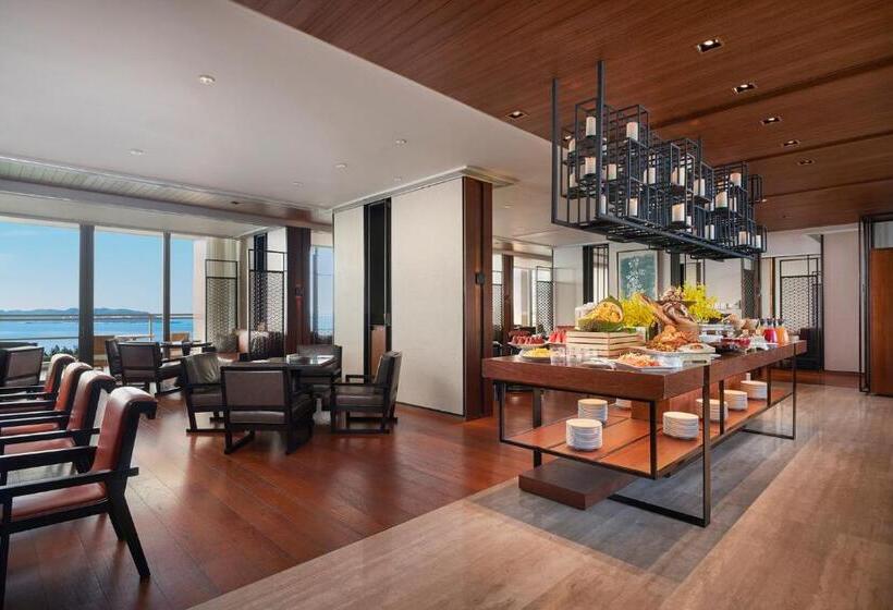 带双人大床的行政管理套房, Grand Hyatt Sanya Haitang Bay Resort And Spa