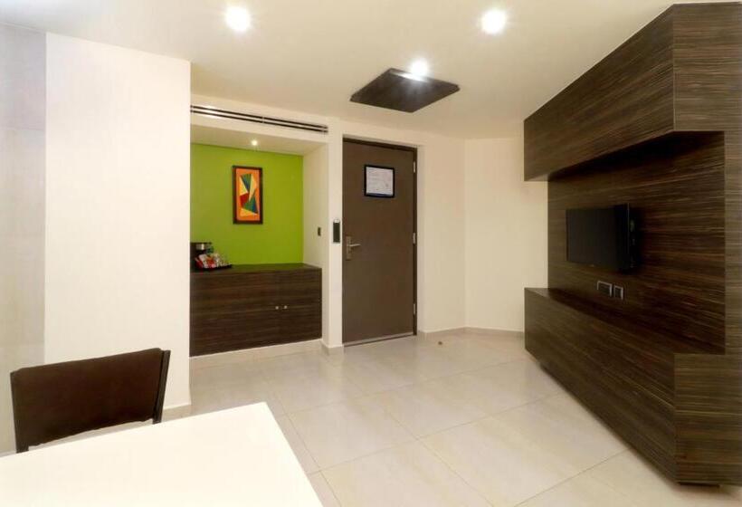 エクゼクティブスイート, Holiday Inn Express Mexico Aeropuerto, An Ihg