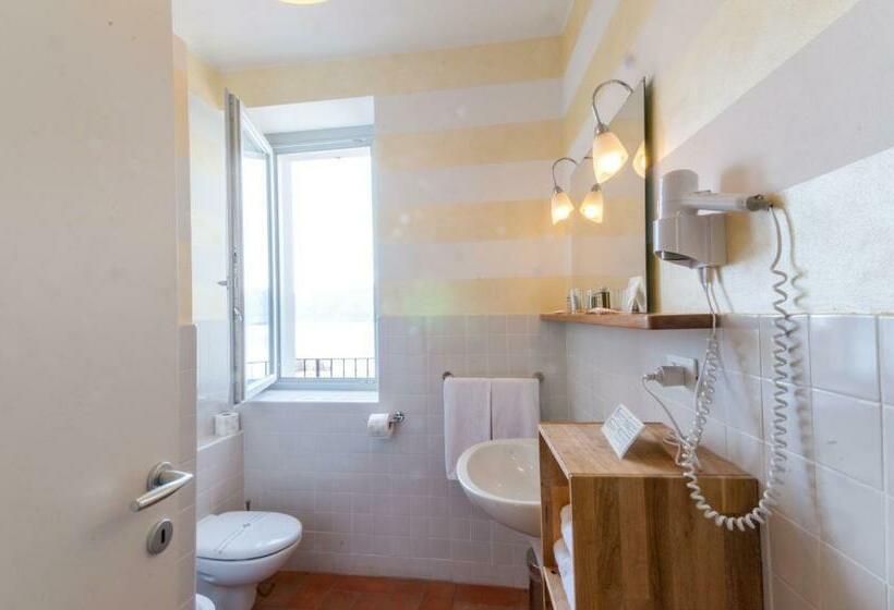 レイクビュースタンダードルーム, Locanda Pozzetto