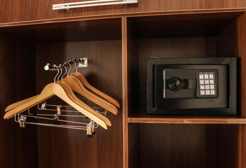 חדר סטנדרט יחיד, Malika Bukhara