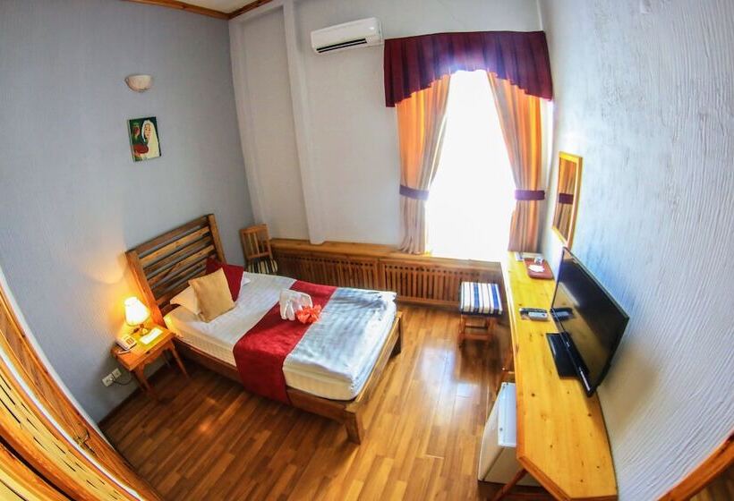 חדר סטנדרט יחיד, Malika Bukhara