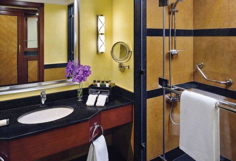 غرفة تنفيذية, Mövenpick Hotel City Star Jeddah