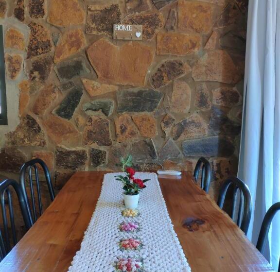 דירת חדר, Posada 21 Oranges