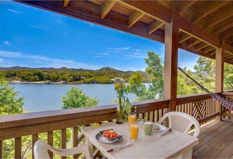 اتاق لوکس با چشم‌انداز دریا, Posada Las Orquideas