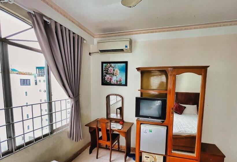 اتاق استاندارد, Quang Vinh 2