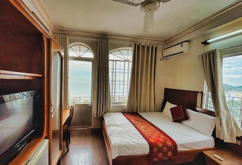 اتاق استاندارد با چشمانداز دریا, Quang Vinh 2