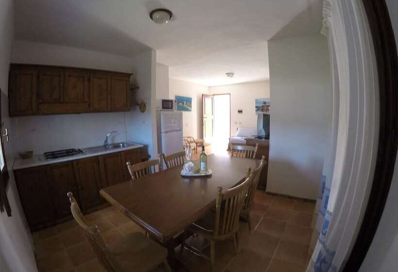 شقة غرفتين نوم مطلة على الحديقة, Residence Spiaggia Bianca