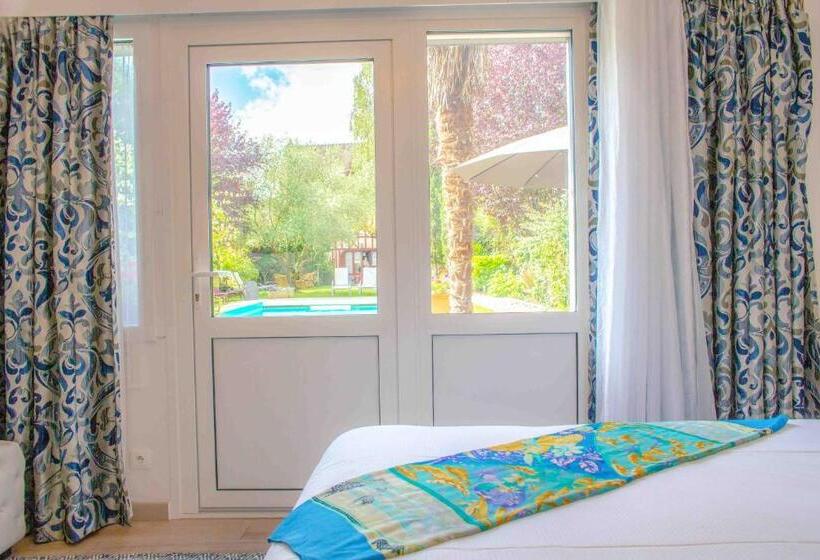 اتاق راحتی, Spa  Au Charme Rabelaisien