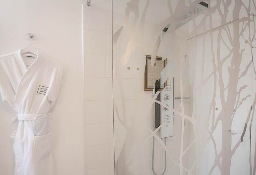 اتاق راحتی, Spa  Au Charme Rabelaisien