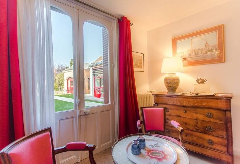 اتاق کلاسیک, Spa  Au Charme Rabelaisien