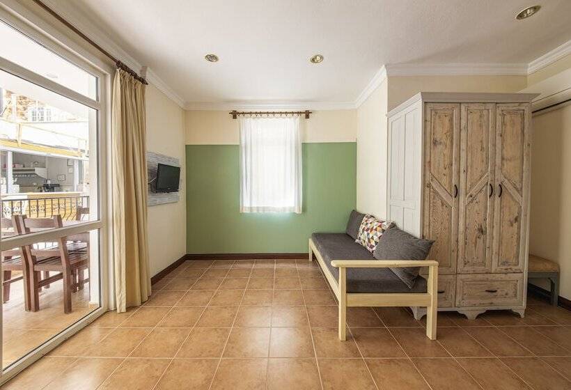 Appartamento Economy 1 Camera da Letto, Lantana Aparts