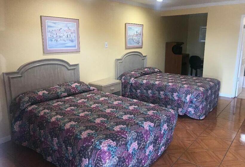 스탠다드 룸 더블 침대 2개, Economy Inn Antioch