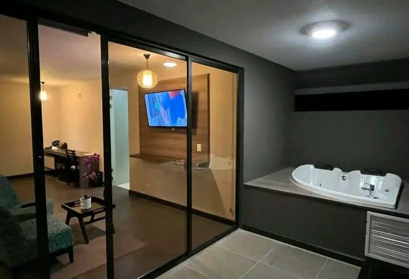 スイート, Nammbu Beach Front Bungalows