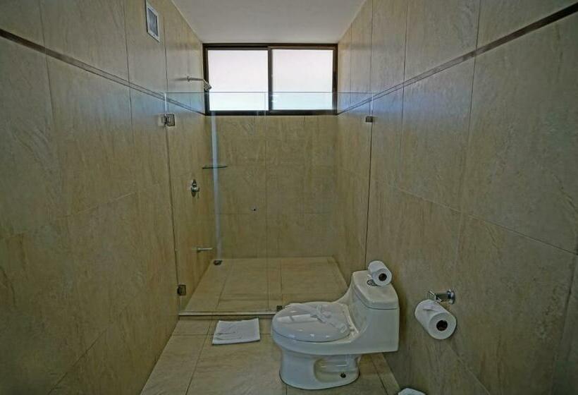스위트, Nammbu Beach Front Bungalows