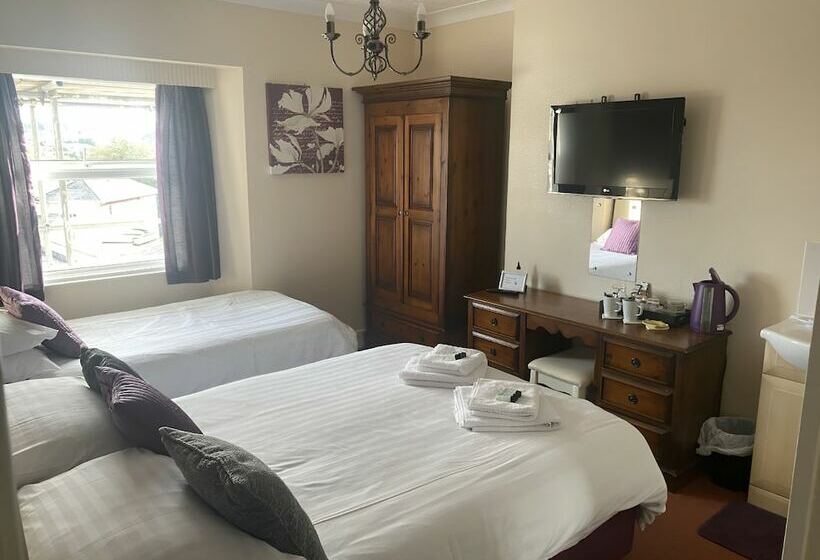 Quarto Familiar, Babbacombe Palms