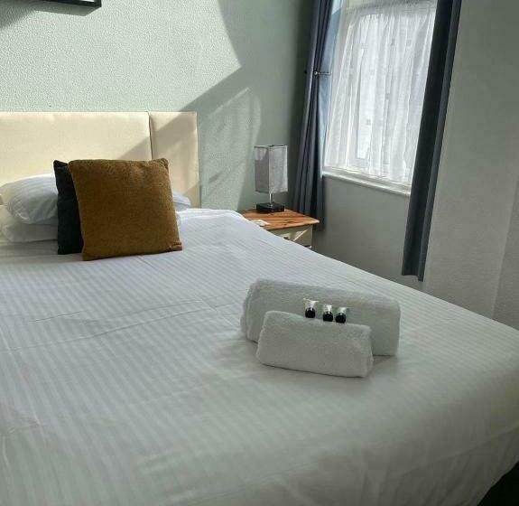 Quarto Estandar, Babbacombe Palms