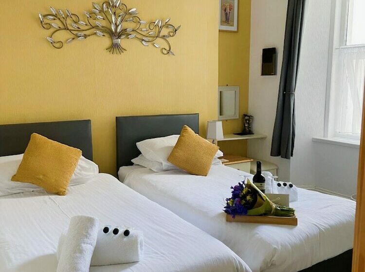 Quarto Estandar, Babbacombe Palms