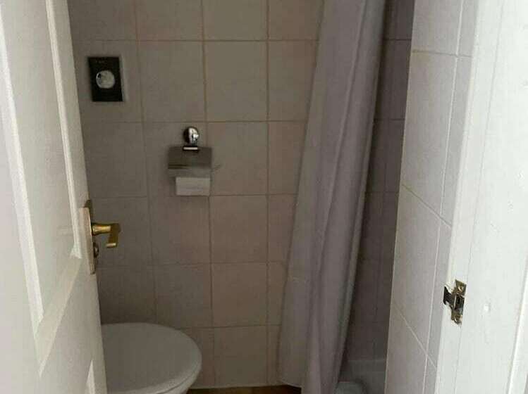 Quarto Estandar, Babbacombe Palms