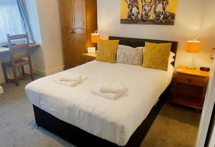 Quarto Familiar, Babbacombe Palms