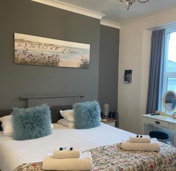 Quarto Estandar, Babbacombe Palms