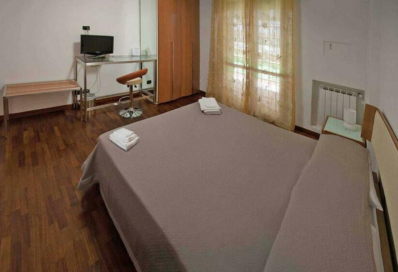 Номер Стандарт, La Fiera Guesthouse