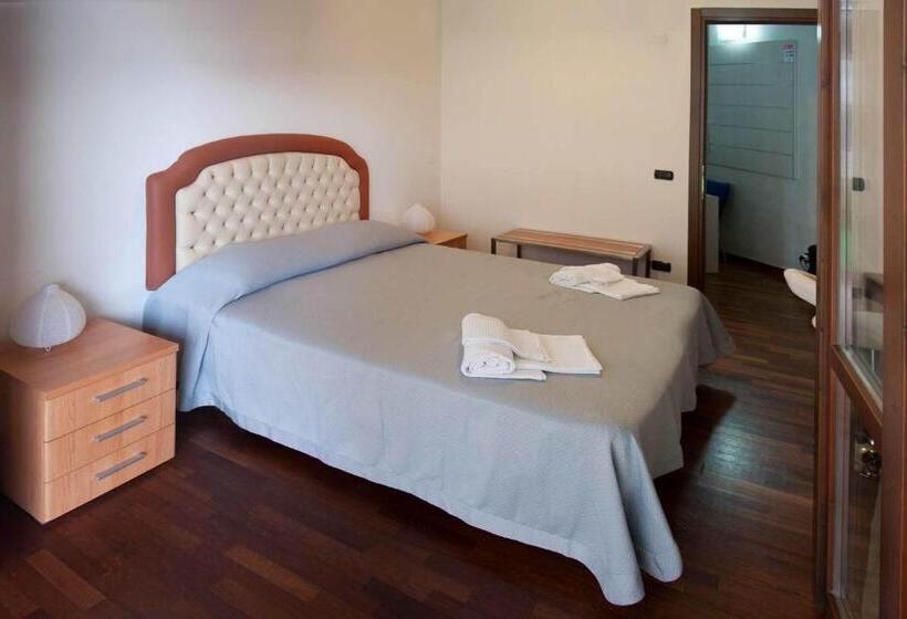 Номер Стандарт, La Fiera Guesthouse