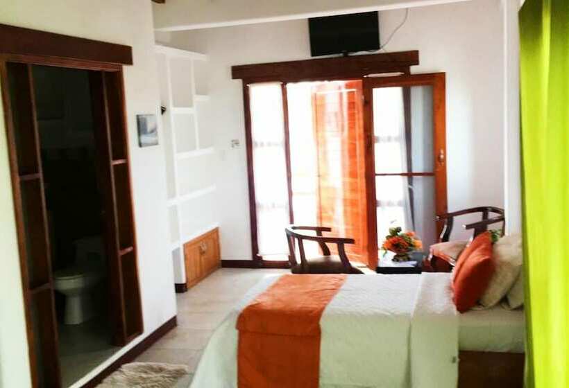 Номер Deluxe, Gala House Galápagos