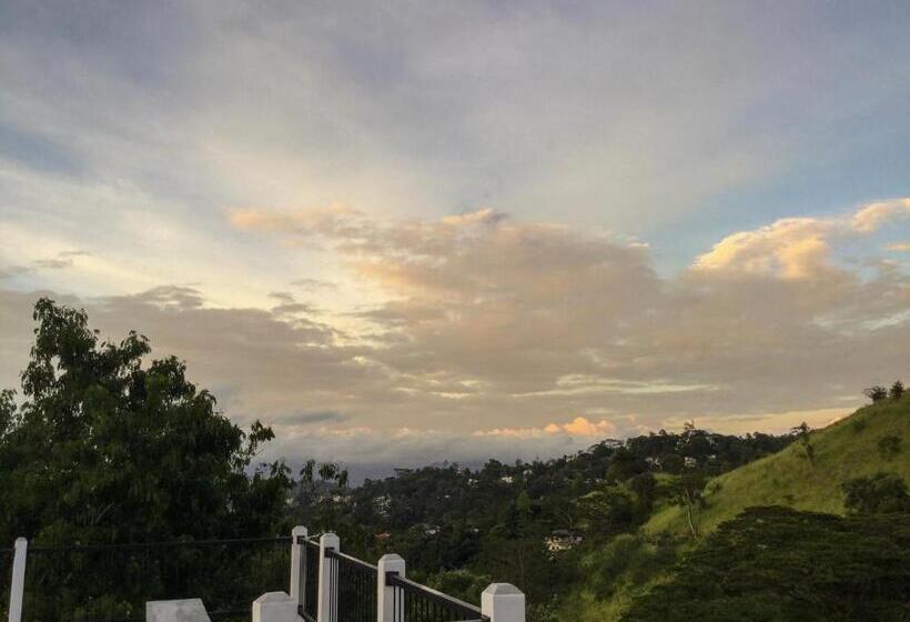 Habitación Estándar, Hanthana House