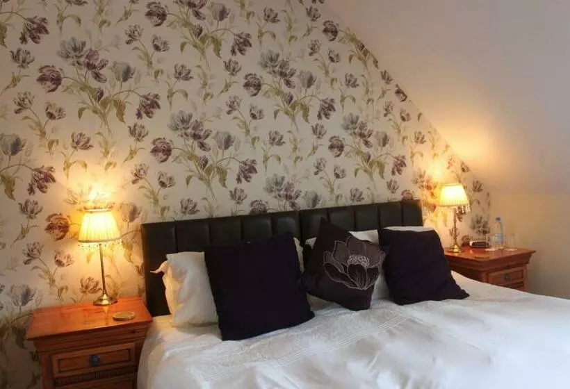 キングサイズベッドのスタンダードルーム, The Collingdale Guest House