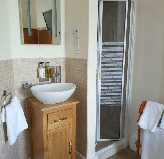 اتاق استاندارد با بالکن و چشمانداز دریا, The Collingdale Guest House