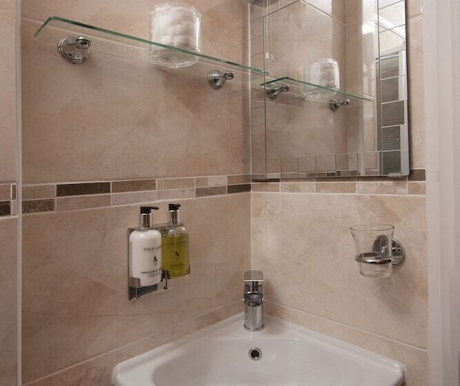 اتاق استاندارد با چشمانداز دریا, The Collingdale Guest House