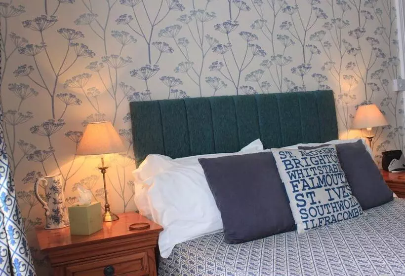 ファミリールーム, The Collingdale Guest House