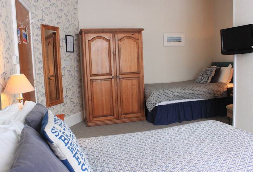 اتاق استاندارد با چشمانداز, The Collingdale Guest House